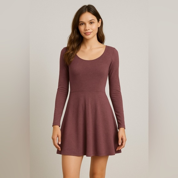 ✨ Forever 21 Cozy Dusty Plum Sweater Dress - Skater Style, Size S ✨ - Picture 1 of 5
